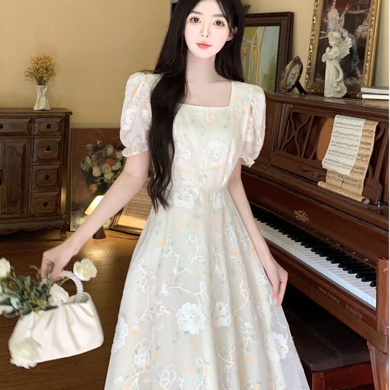 518bff4a49d4c9eb.jpg' style=