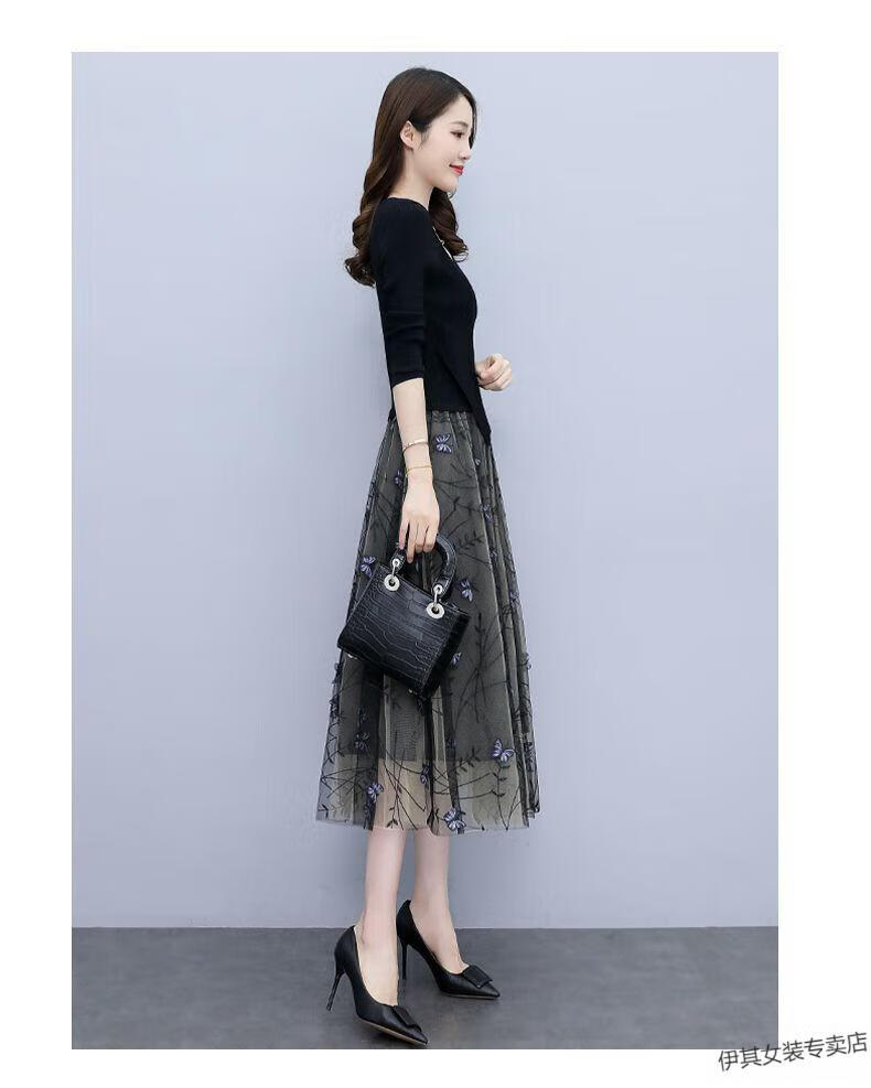ad745d618475c0d9.jpg' style=