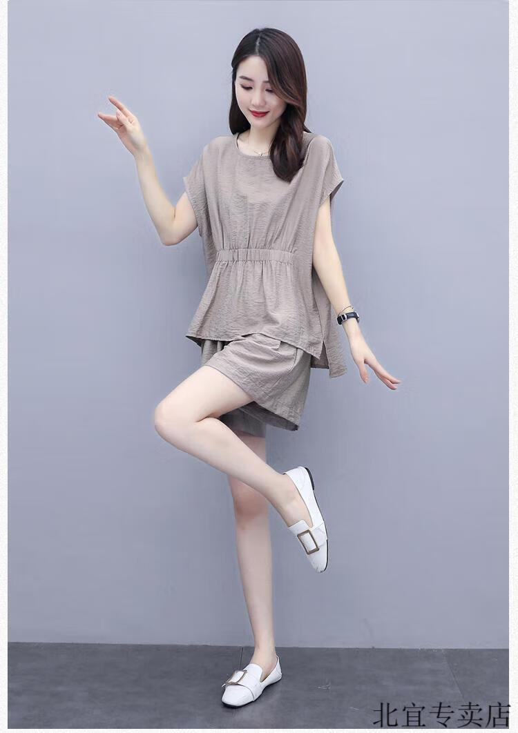 360f6e4f2a647b1e.jpg' style=