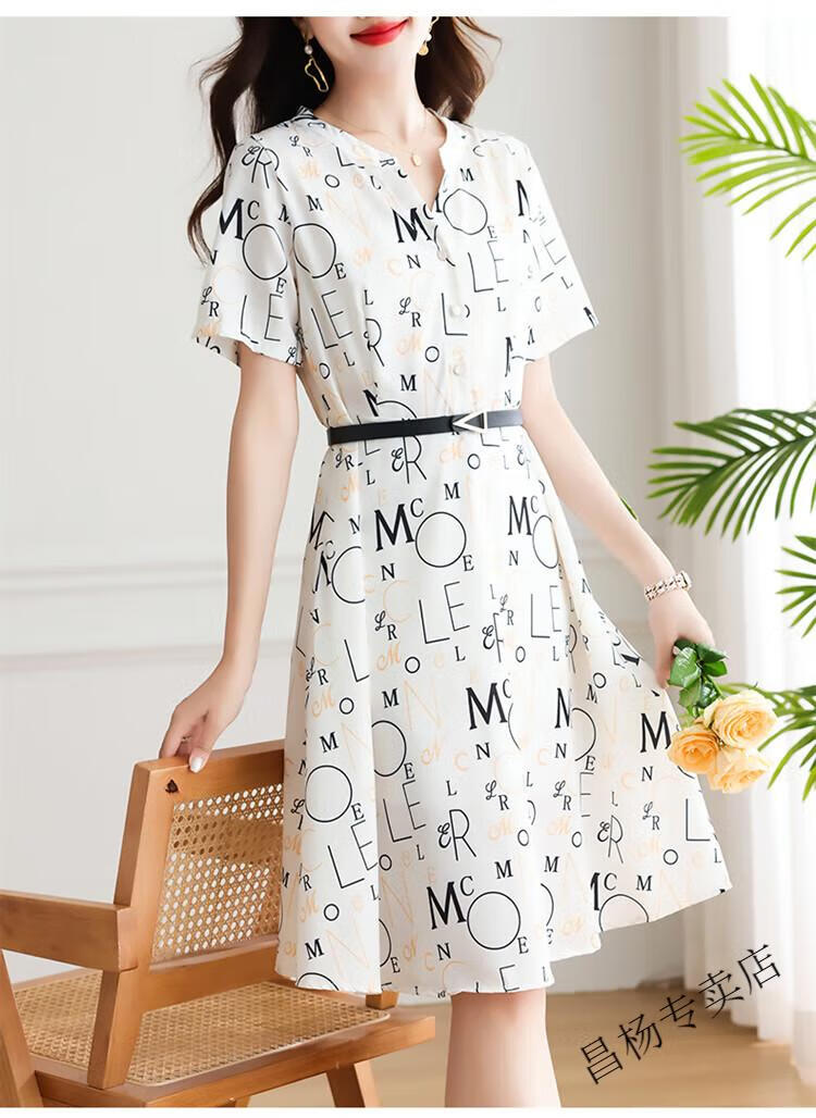8e3b647a7d2c11fd.jpg' style=