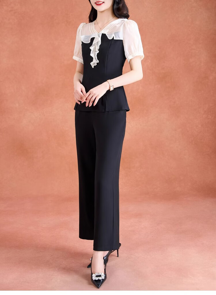 1427c82f3132a5f0.jpg' style=