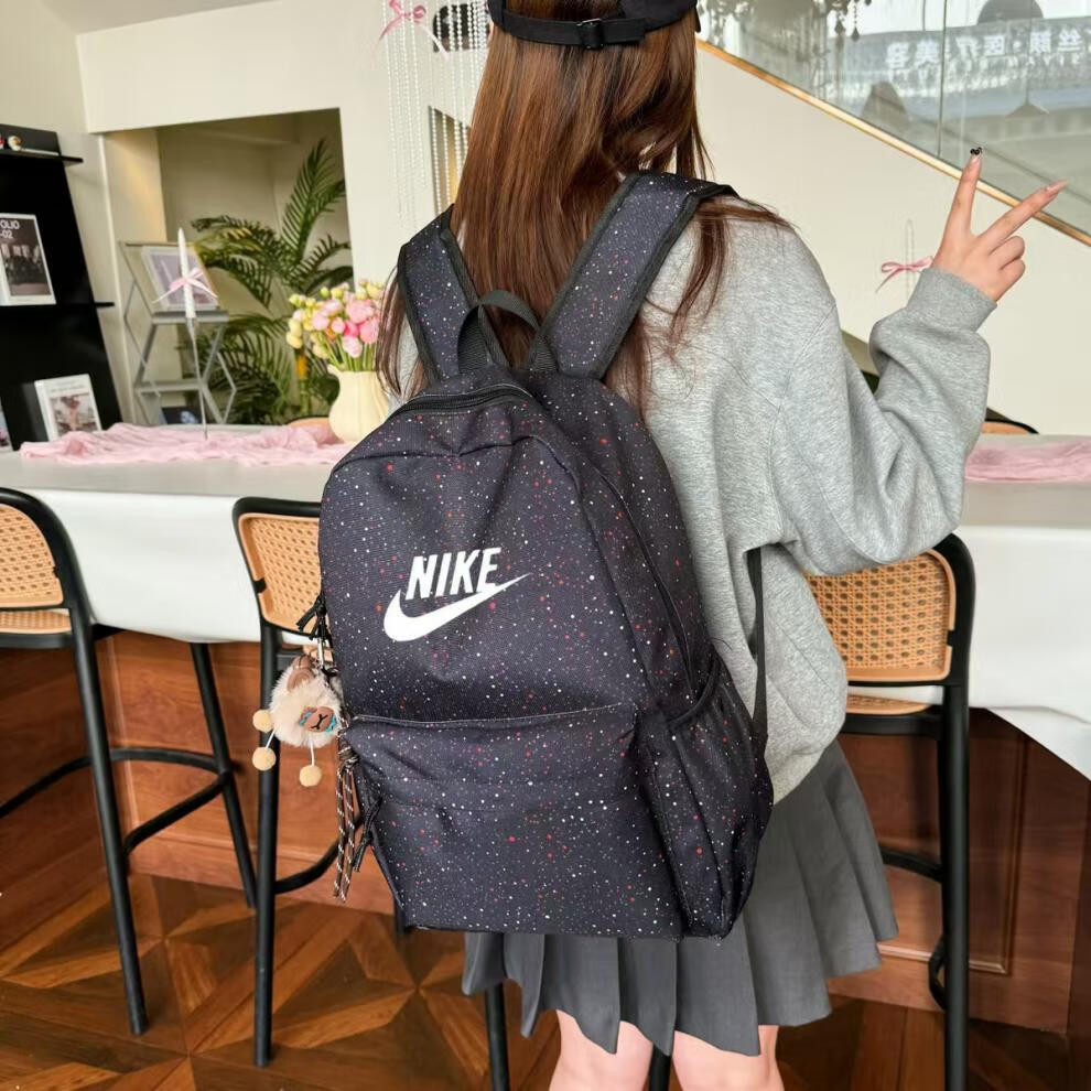 576ee7a4d00fb734.jpg' style=