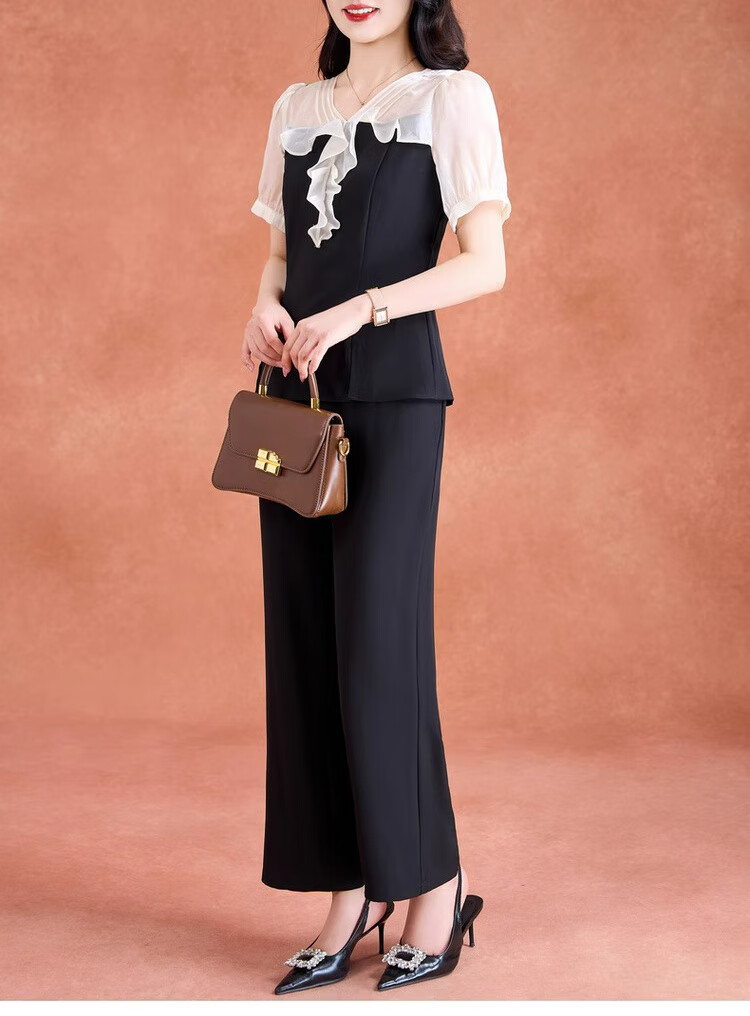da5424093c4ca91e.jpg' style=