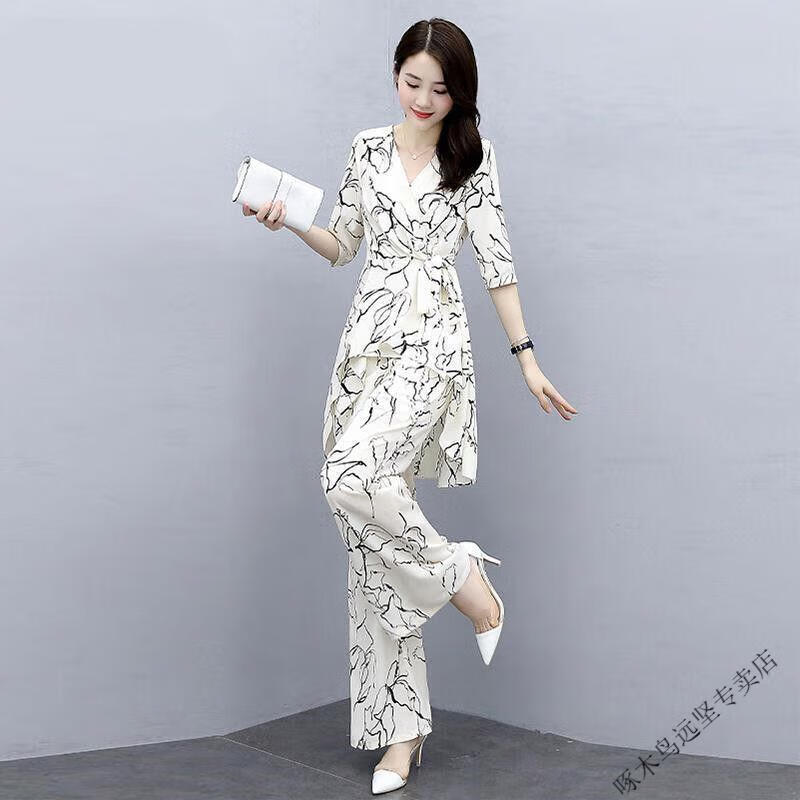 fc3bb9de3c32b61d.jpg' style=