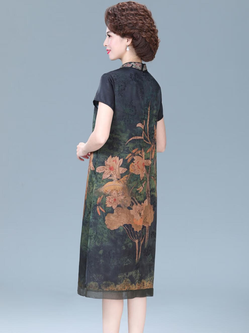 42ee526d340b2018.jpg' style=