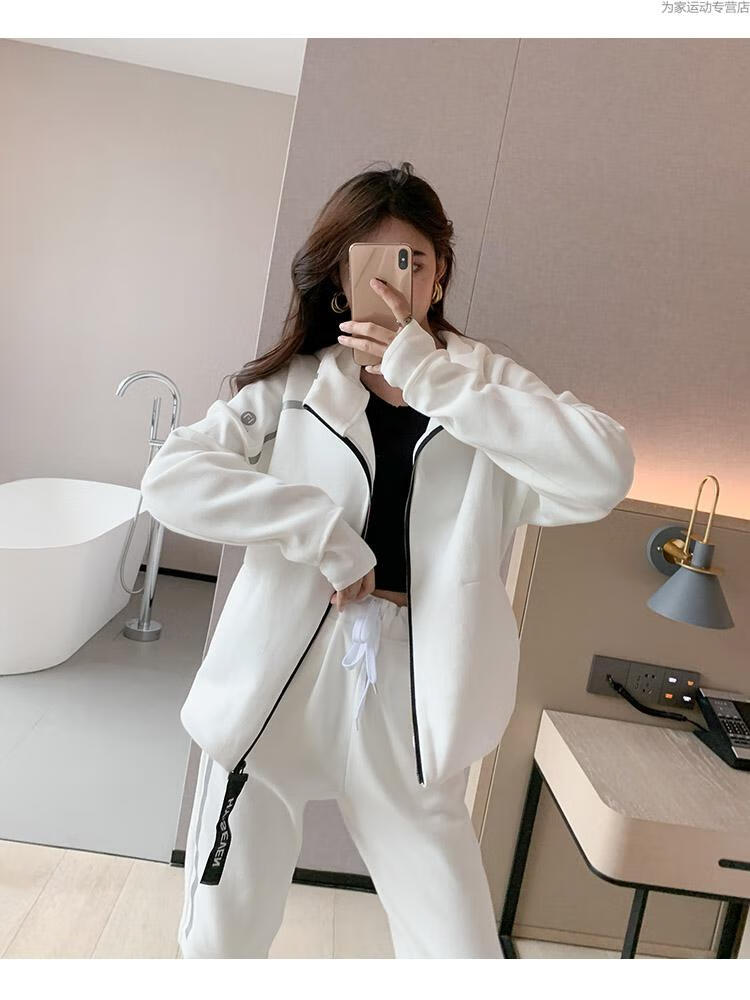 白色上市时间:2022年夏季适用运动:跑步类别:运动套装适用性别:女货号