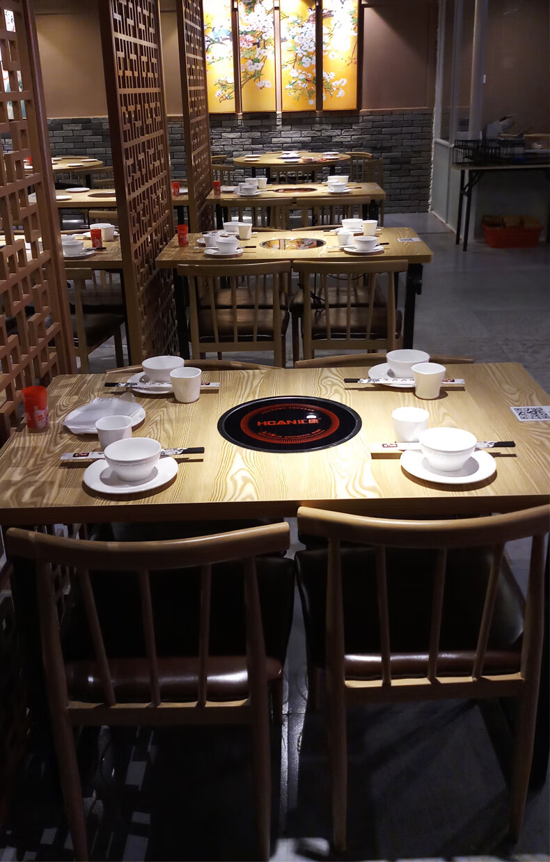 火锅桌子电磁炉一体餐馆商用火锅店桌椅餐厅烧烤麻辣烫餐桌椅组合