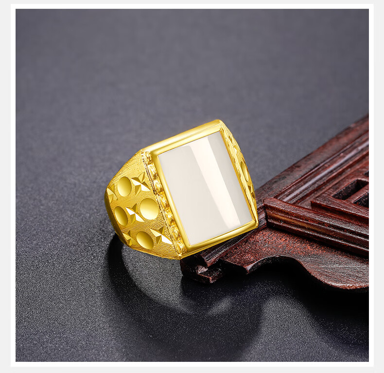 周六福活口黄金戒指金镶玉足金和田白玉男戒现货