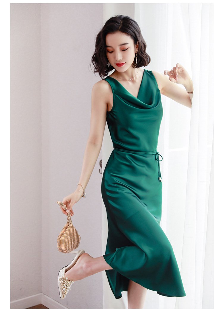 丝绸缎面背心打底长裙显瘦过膝a字裙中长款连衣裙吊带裙绸缎面料吊带