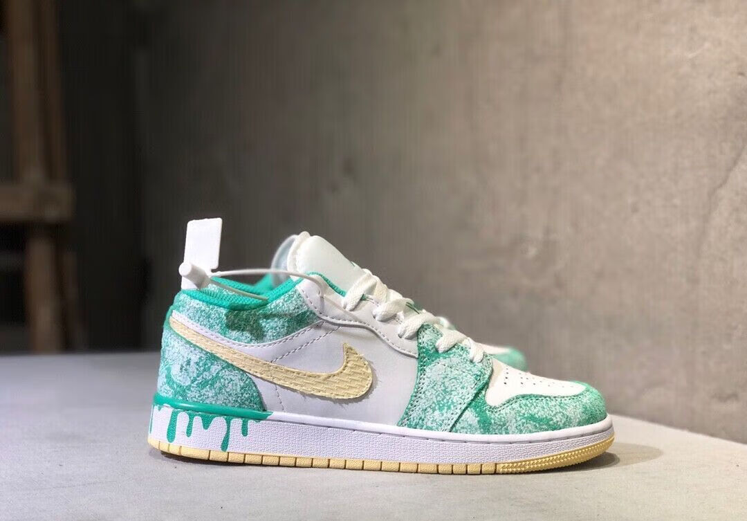 运动跑鞋aj1二次元小闪电扣碎黑白熊猫板鞋男鞋女鞋篮球鞋聨名同款