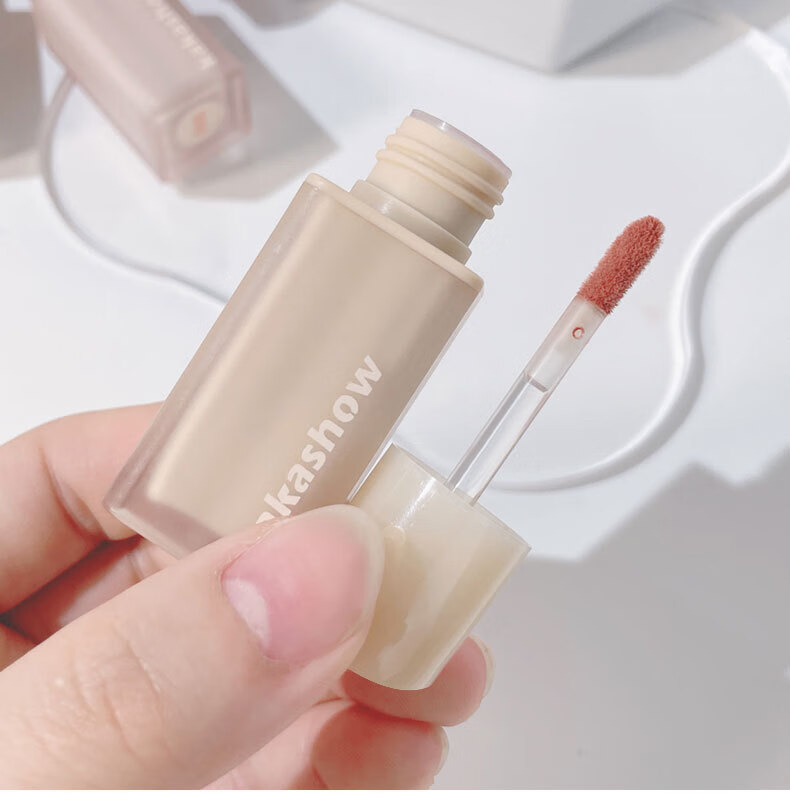 【精品优选】kakashow粉雾裸色唇釉原生夏日哑光雾面唇泥显白不易沾杯