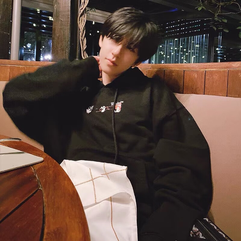 offwhite ow【品牌特价】潮牌off贺峻霖同款涂鸦箭头ow连帽卫衣男女