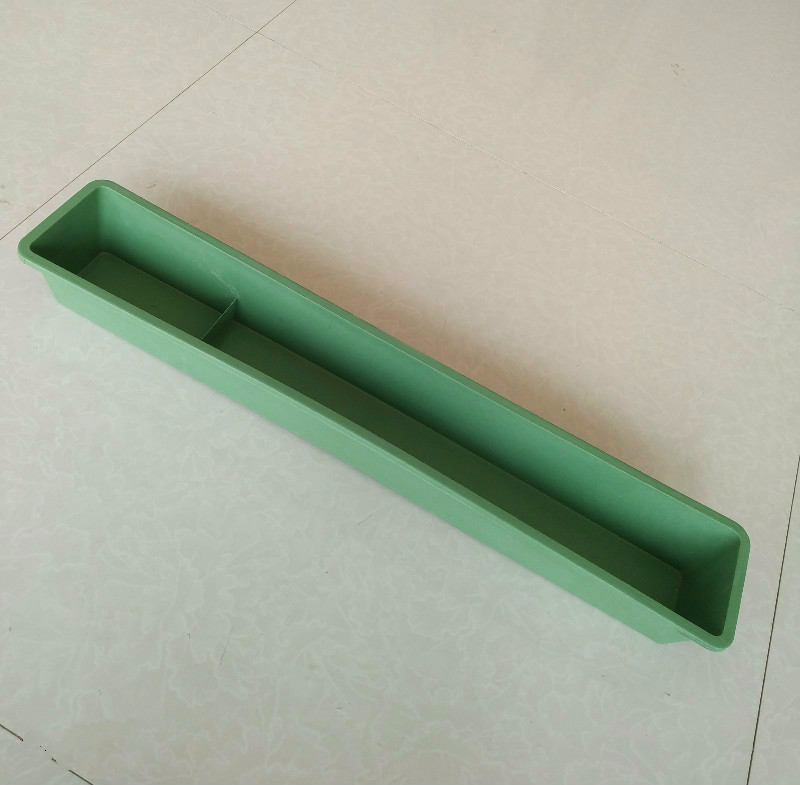 鸡用食槽鸡料槽食槽喂鸡用的食槽堵头喂鸡食槽养殖设备料桶77217cm半