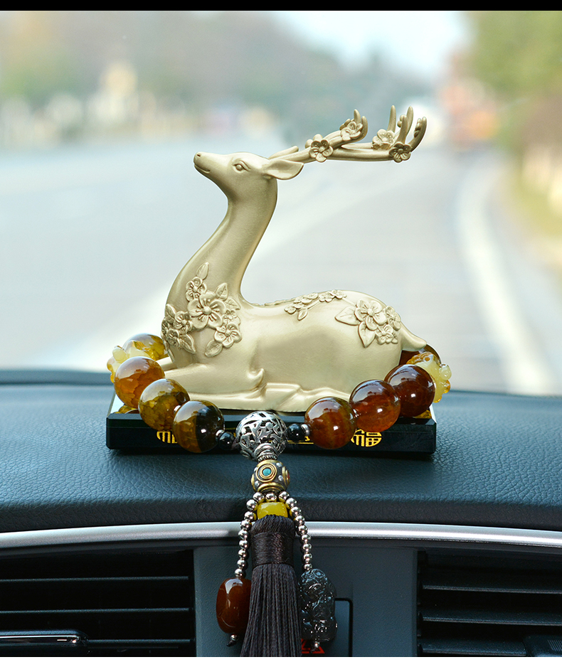小城伊香 一路平安鹿汽车摆件车载前台装饰高创意中控台大气男女车内