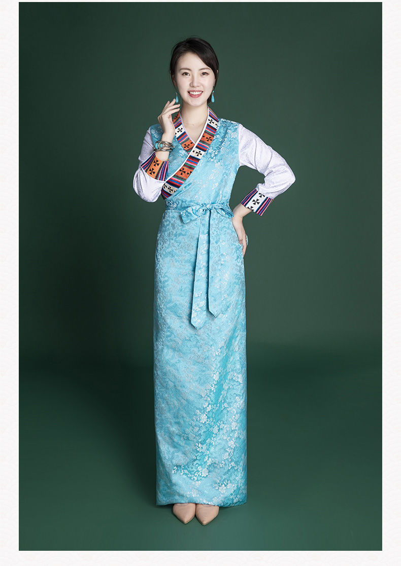 新款藏族藏式民族风西藏服装女拉萨旅拍氆氇花边藏袍博