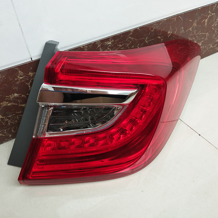 本田凌派尾灯总成13 14 15 16款凌派后尾灯后灯后转向灯后刹车灯 主驾