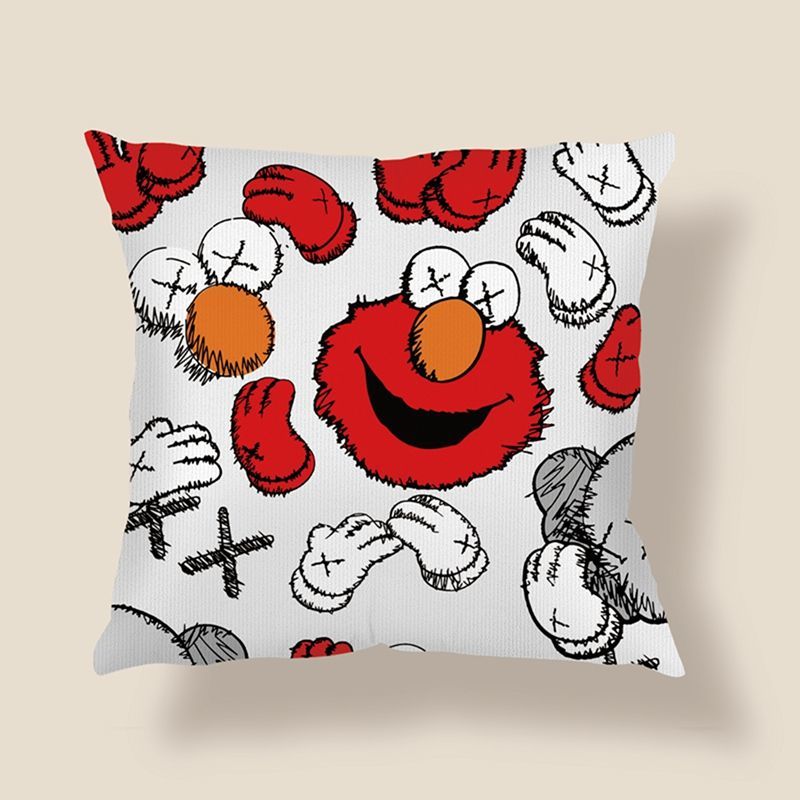 迪士尼网红同款双面新款潮牌kaws叉眼熊卡通抱枕居家沙发床靠枕头车载