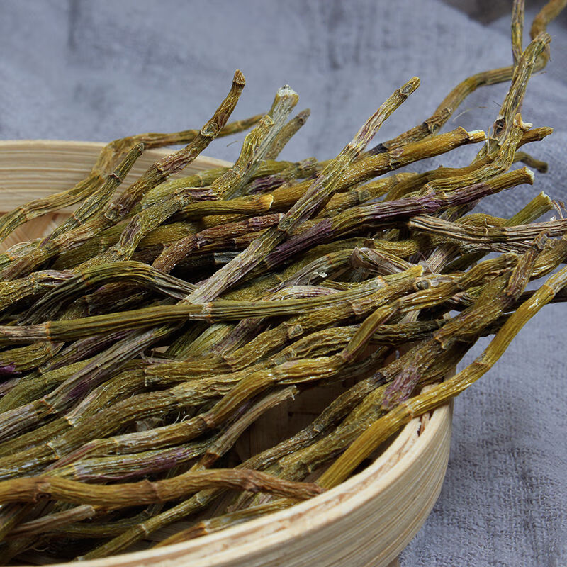 流苏石斛包装:礼盒装货号:68433511183商品产地:中国大陆商品毛重