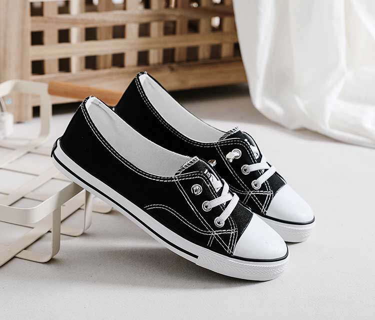 飞耀女鞋2022春季新款学生浅口帆布鞋女松紧带小白鞋韩版百搭休闲 l