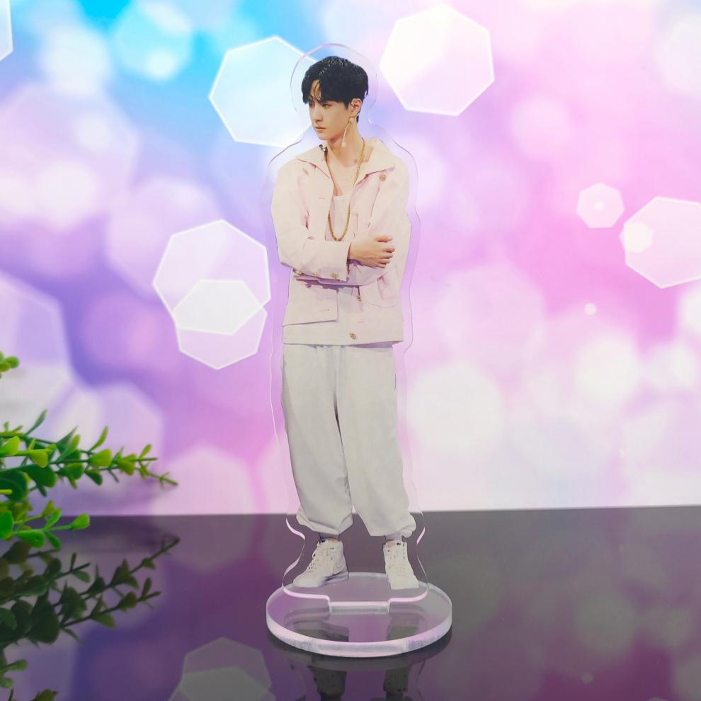 层亚克力人形立牌风起洛阳桌面汽车摆件装饰礼品 王一博立牌11款 车用