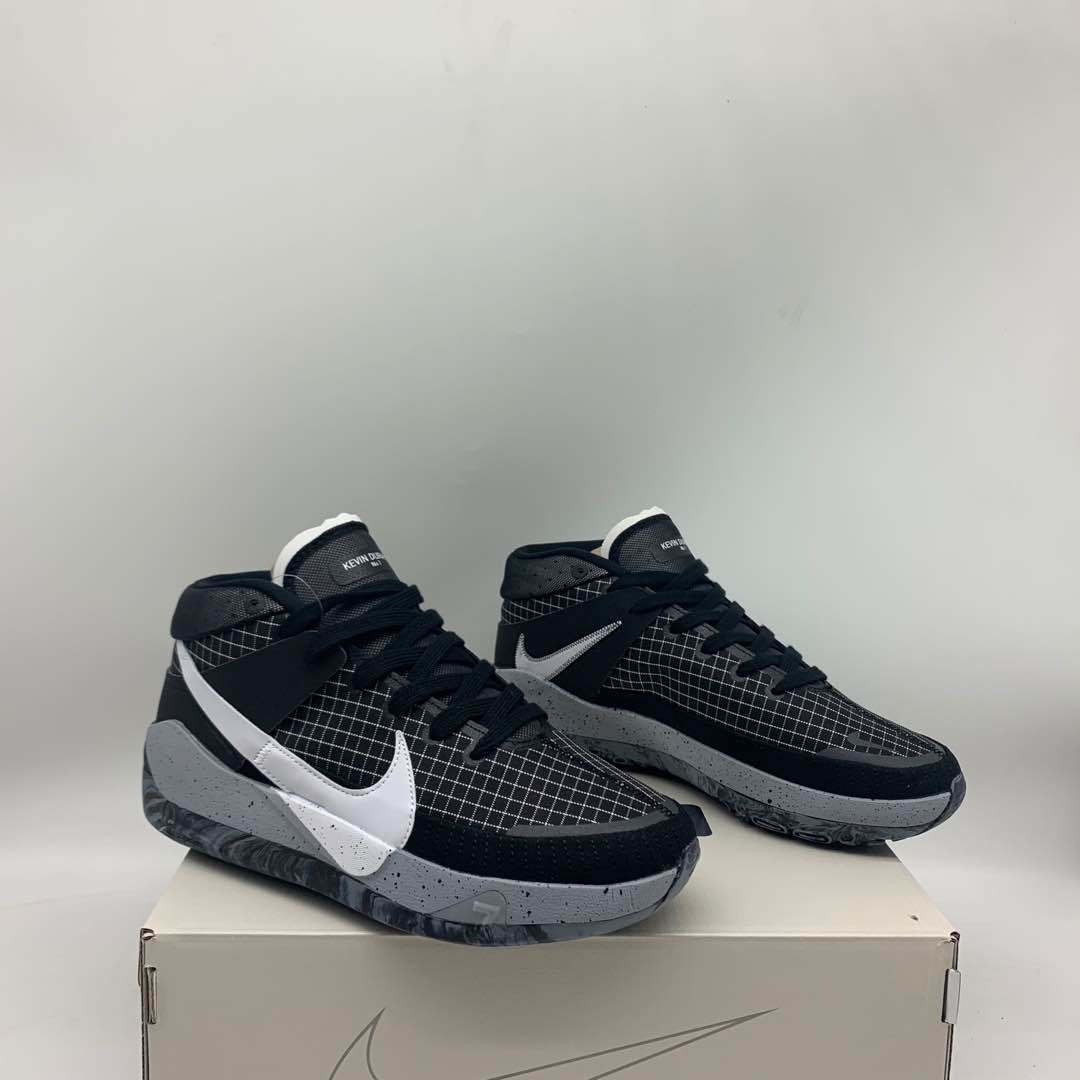 杜兰特13代篮球鞋男女乳腺癌kd13黑白实战耐磨防滑减震气垫运动鞋