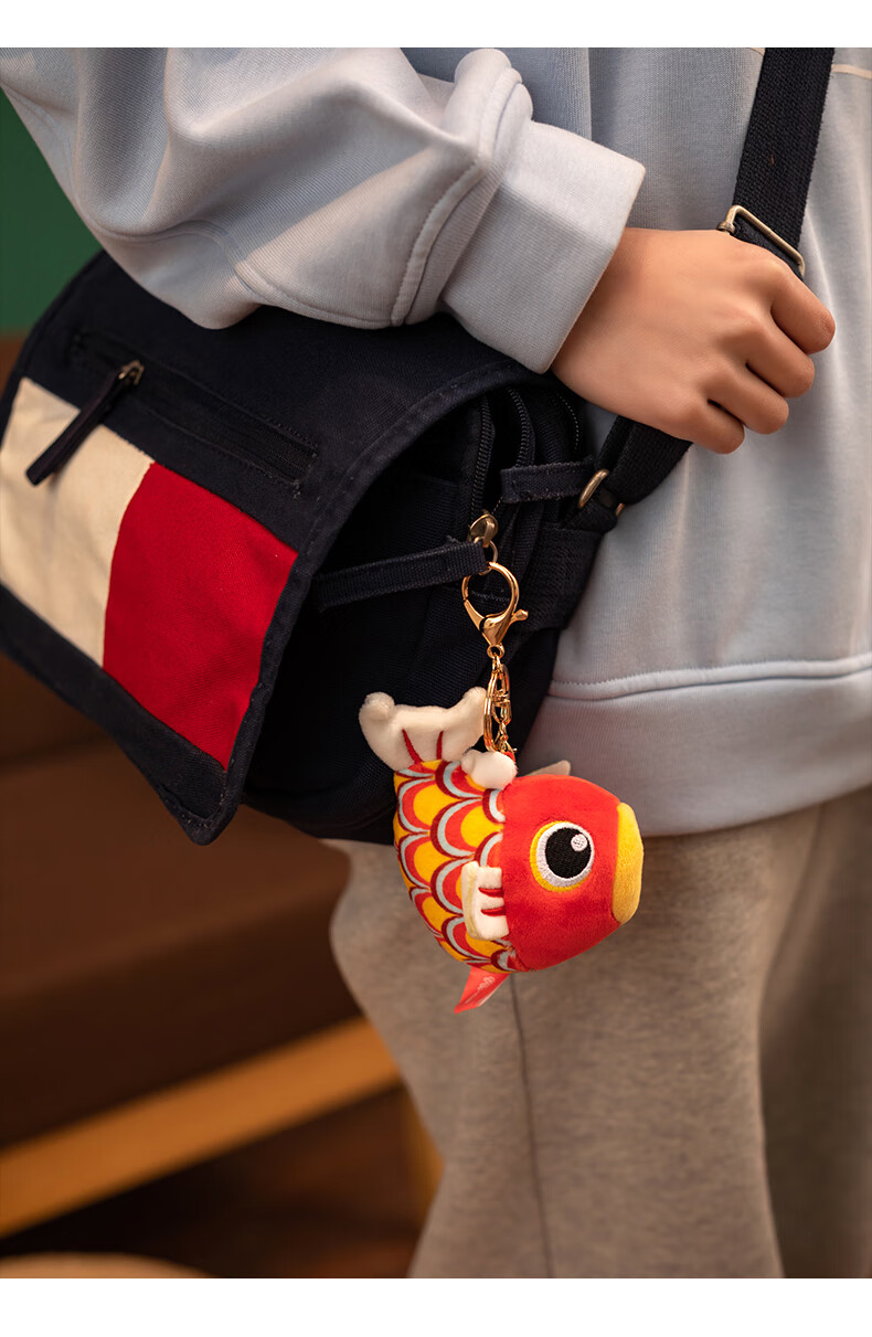 可爱仿真锦鲤公仔鱼毛绒玩具祈福鲤鱼抱枕玩偶创意好寓意毕业礼物