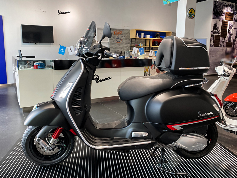 适用维斯帕150冲刺摩托车尾箱gts300vespa复古后备箱尾架后货架载物