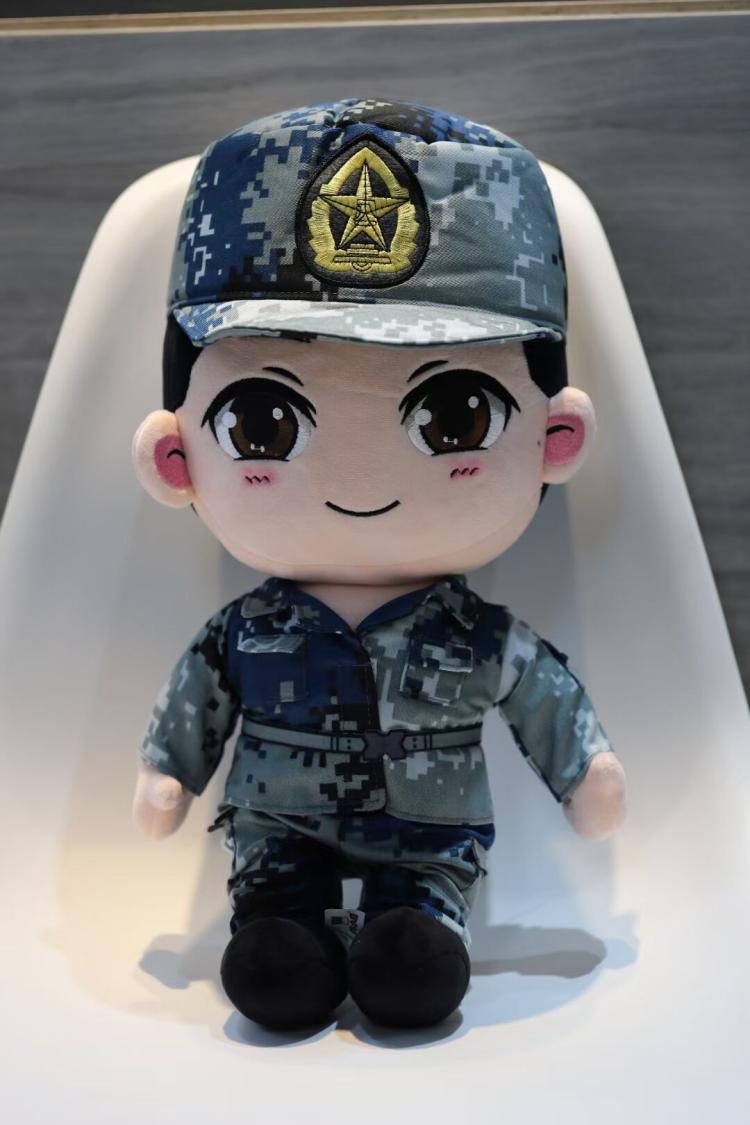 兵哥哥毛绒布娃娃兵小萌军恋礼品大毛绒军人迷彩玩偶陪睡公仔 荒漠