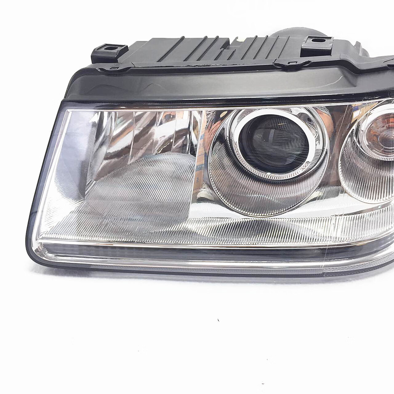 zf 适用于桑塔纳3000志俊4000型前大灯总成 前照灯带灯泡 精品 灯泡