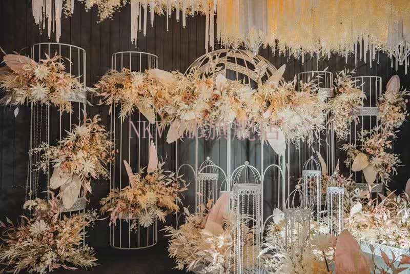 婚礼吊顶装饰婚礼堂吊顶花香槟色吊花顶棚蓝色吊顶装饰假花垂吊仿真花