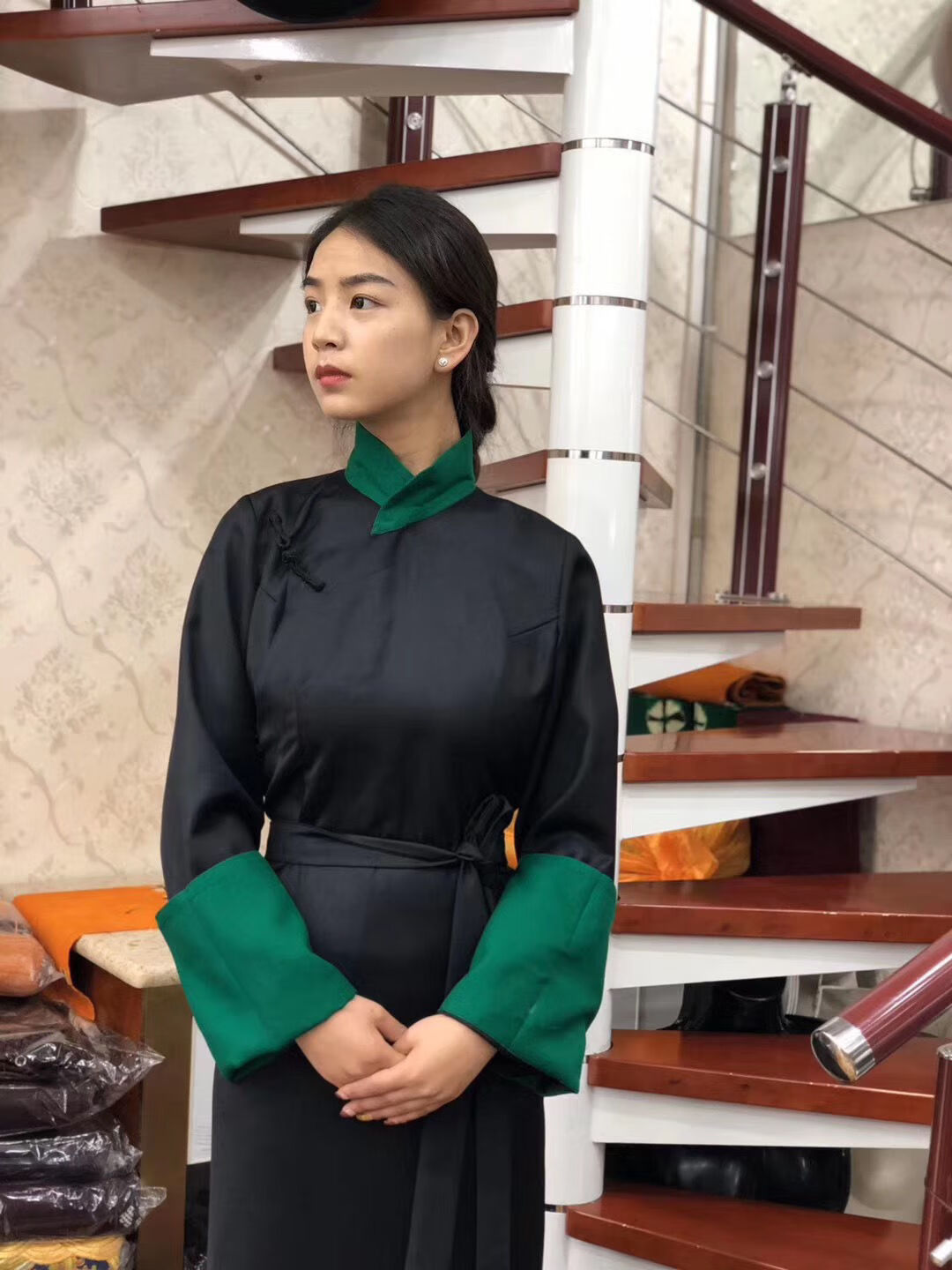 时尚新款西式藏服女拉萨服简易藏袍 西藏民族风气质藏衣西藏服 藏蓝色