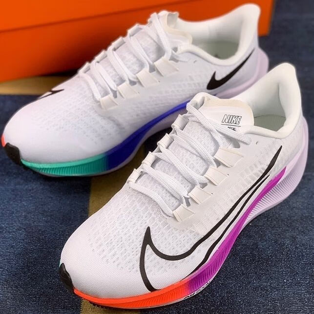 新款飞马37代跑步鞋登月37内置zoom气垫男女运动缓震轻便透气跑鞋 白