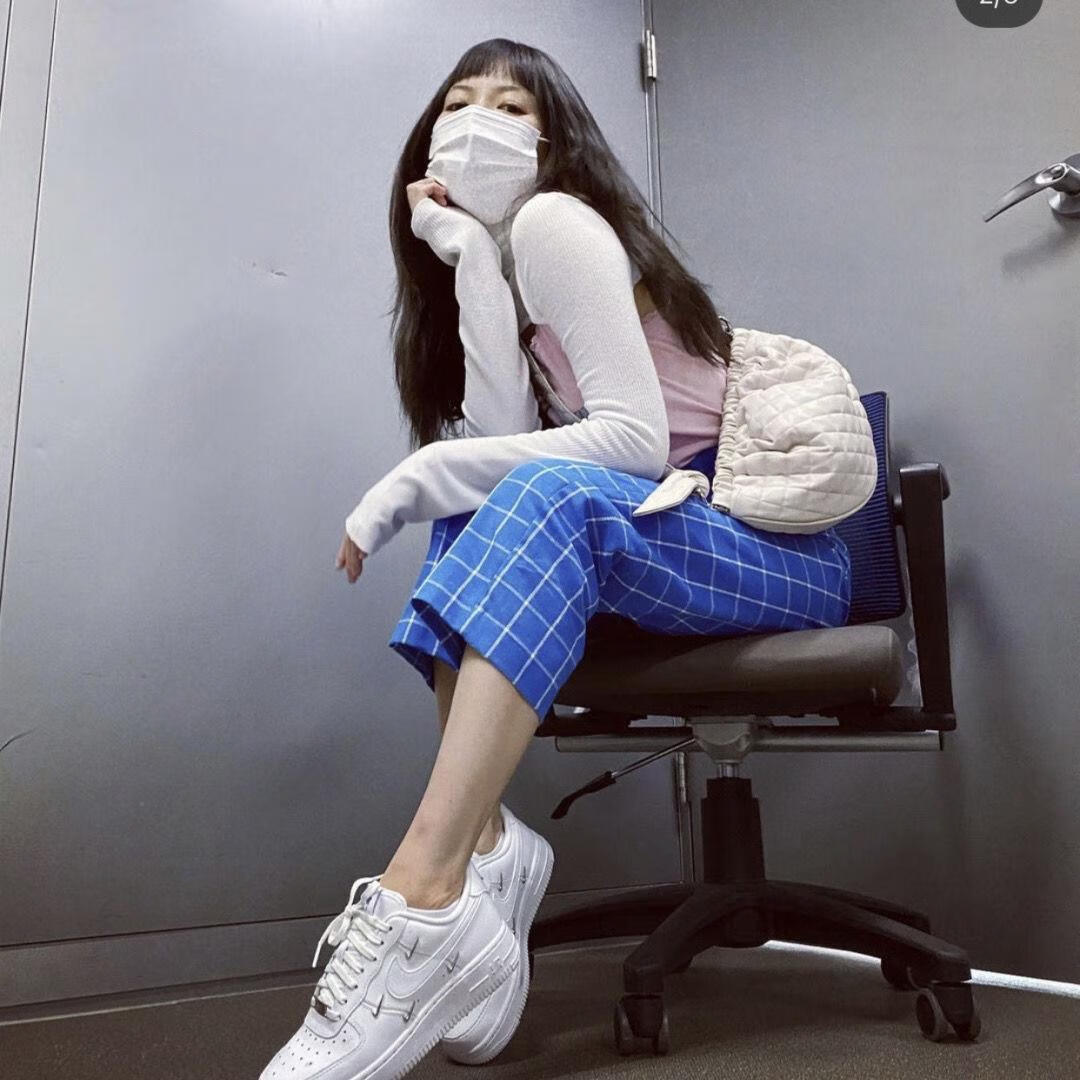 耐克nike品质空军一号小泫雅同款af1luxe四勾白蓝男女休闲板鞋ct