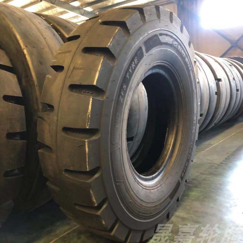 银宝工矿专用防爆胎110012001200r20全钢丝轮胎1000r201200r20银宝