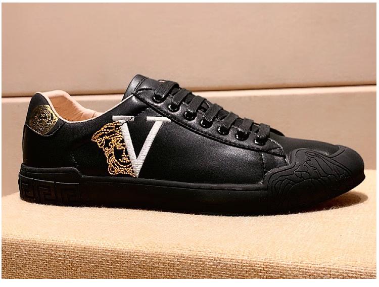 瓦萨琪 美杜沙 美人头男鞋黑色潮流百搭男士休闲鞋