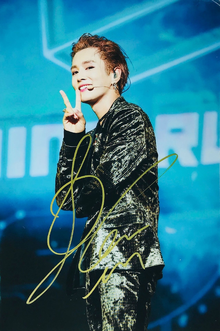 青春有你 unine 宣传亲笔签名照 明星娱乐 节日礼品生日礼物 李汶翰 2
