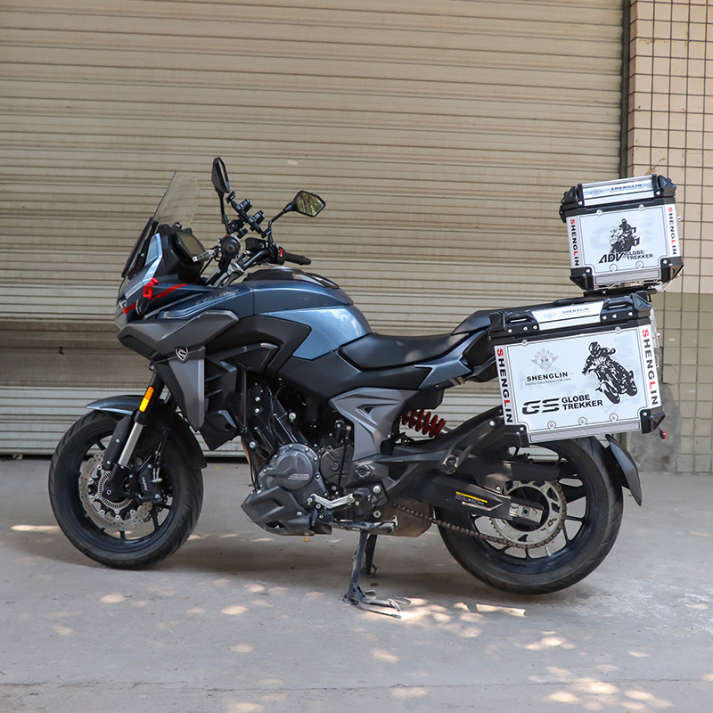 摩托车铝合金三箱适用于赛科龙rx6sr650专用边箱后备尾箱 x5-银色氧化