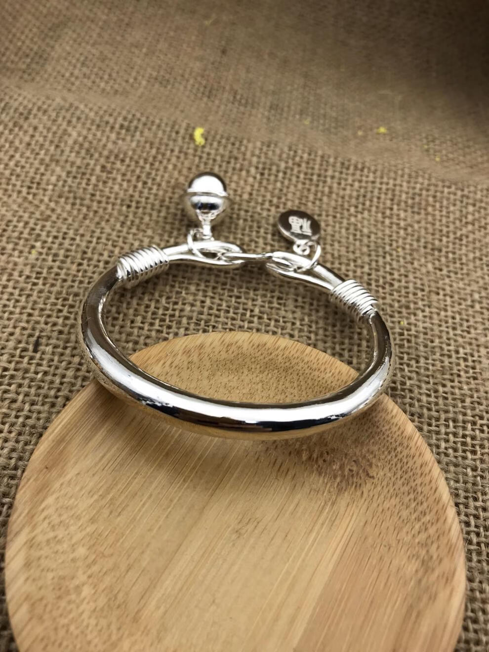 足银手工银手镯999足银定制实心圆条开口马蹄形白银雪花银镯 70克加一