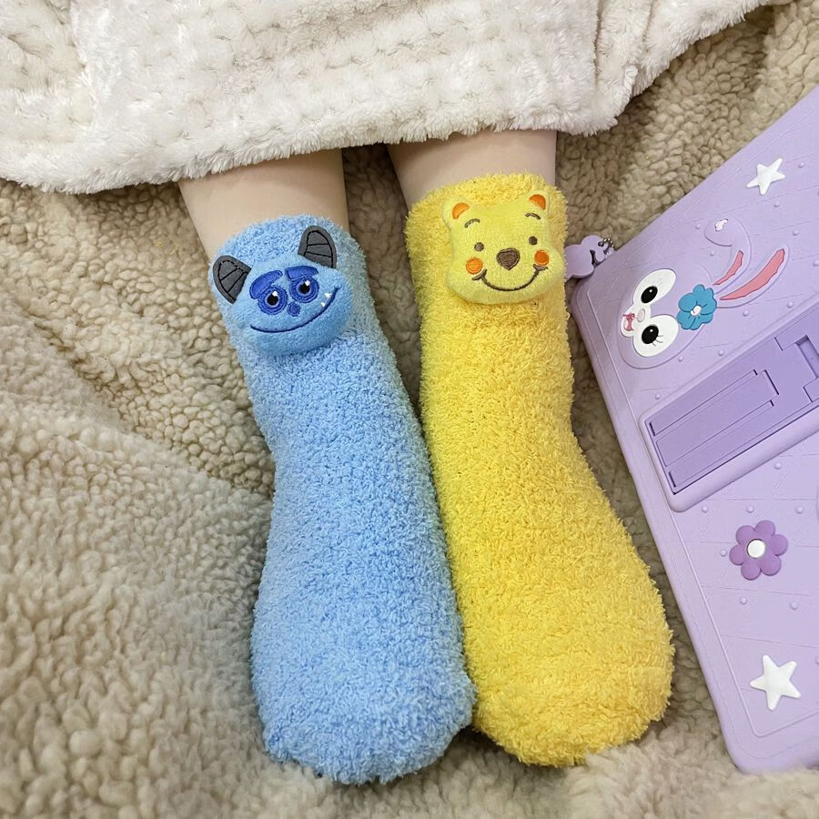 【冬季保暖】草莓熊大眼仔睡眠袜袜子女珊瑚绒中筒秋冬玉桂狗ins潮