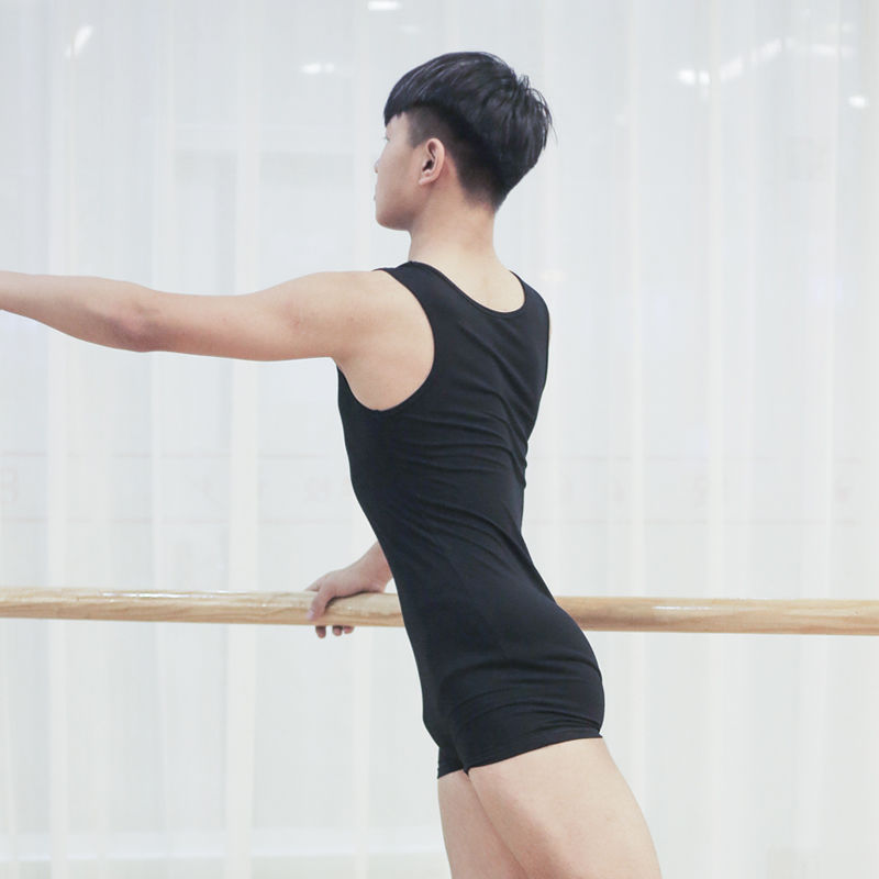 男生芭蕾舞考级服装图片
