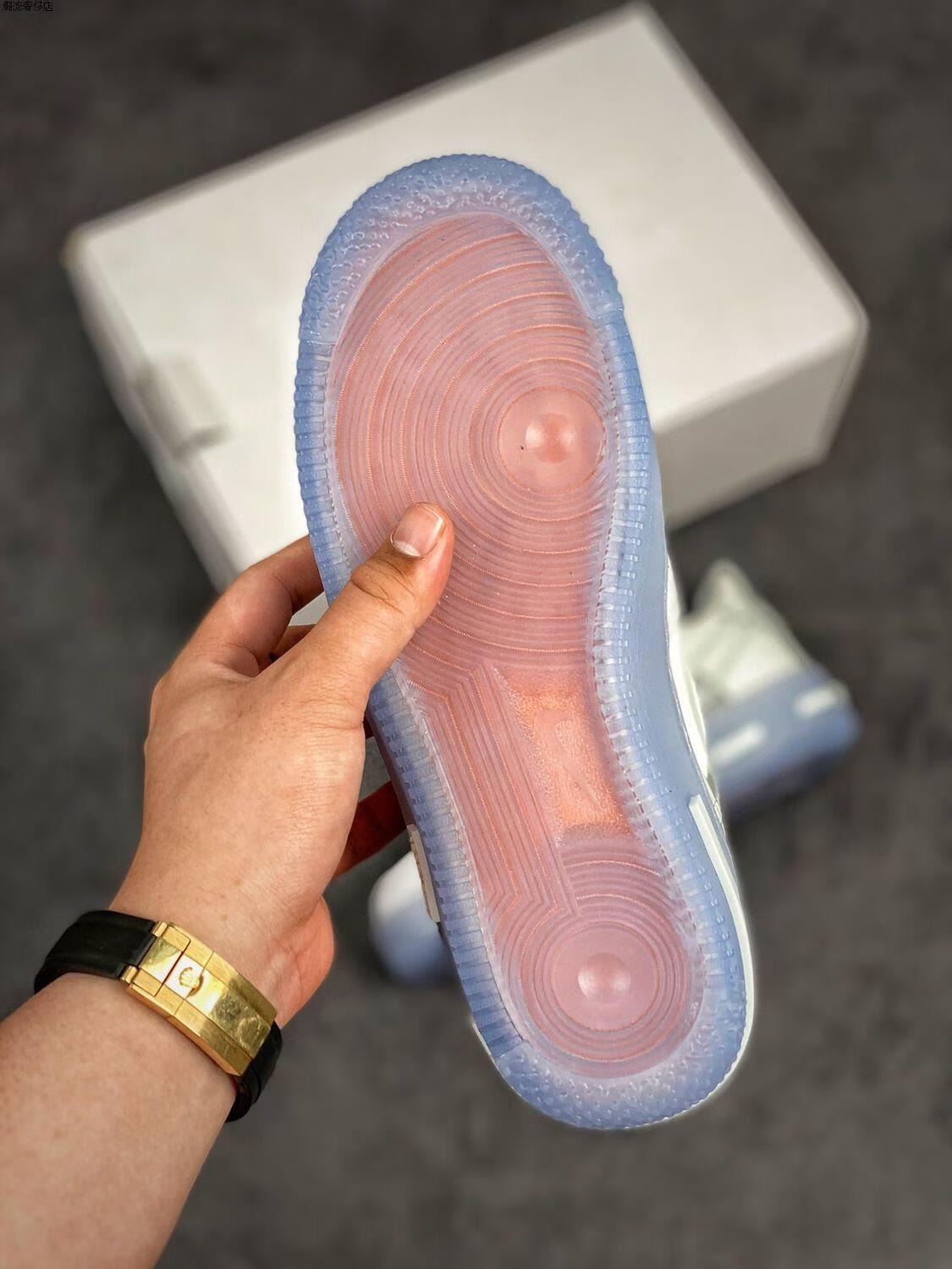 【纯原】af1空军一号低帮板鞋小白sole气垫男女休闲权志龙 af1纯黑