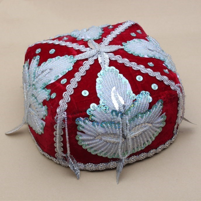 新疆花帽舞蹈帽子演出头饰玫瑰花帽子手工十字绣串珠亮片四角花帽 花