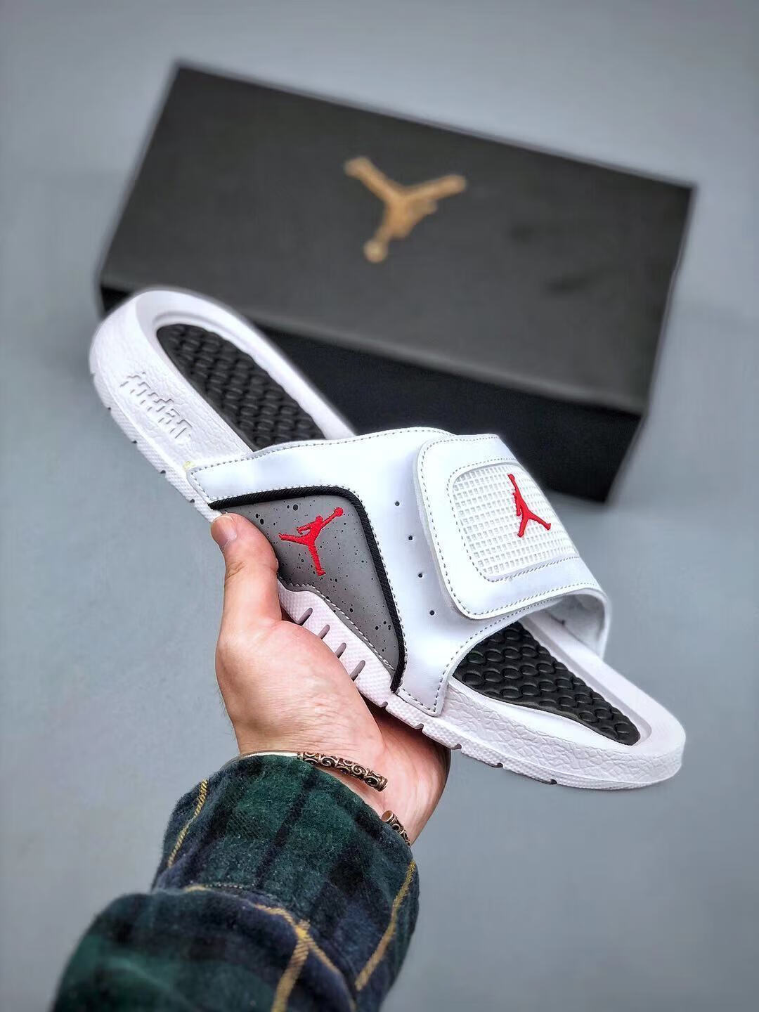 新款运动拖鞋 aj5百搭气垫拖鞋 轻质缓震棉中底运动沙滩拖鞋 拖鞋酷灰