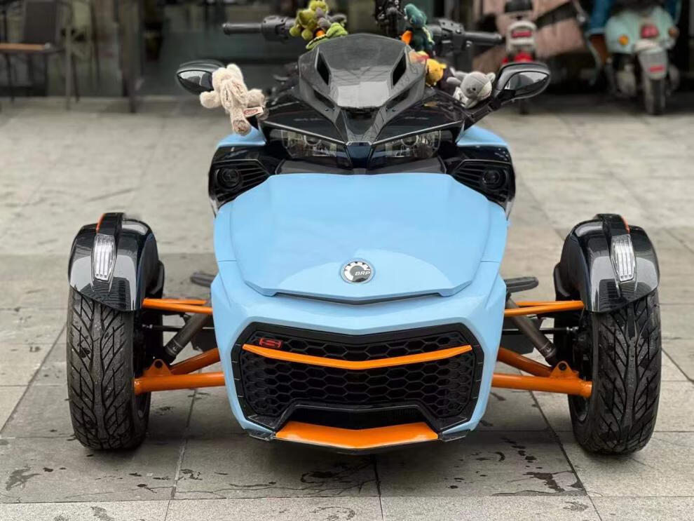 庞巴迪倒三轮摩托车 进口brp庞巴迪f3边偏倒三轮沙滩越野重机大排量