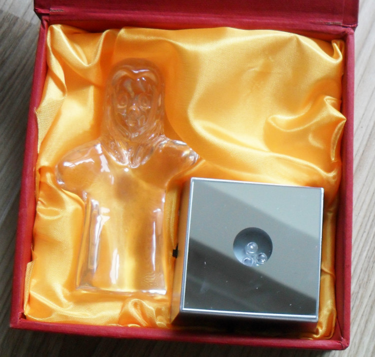 魔幻手机傻妞蕞爱傻妞魔幻手机2傻妞归来水晶娃娃舒畅买一二代长发声