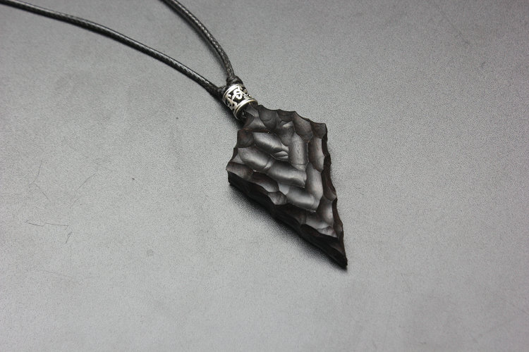 【素涵】逆鳞龙鳞吊坠木头男项链 手工雕刻黑龙礼物 一枚,配a绳