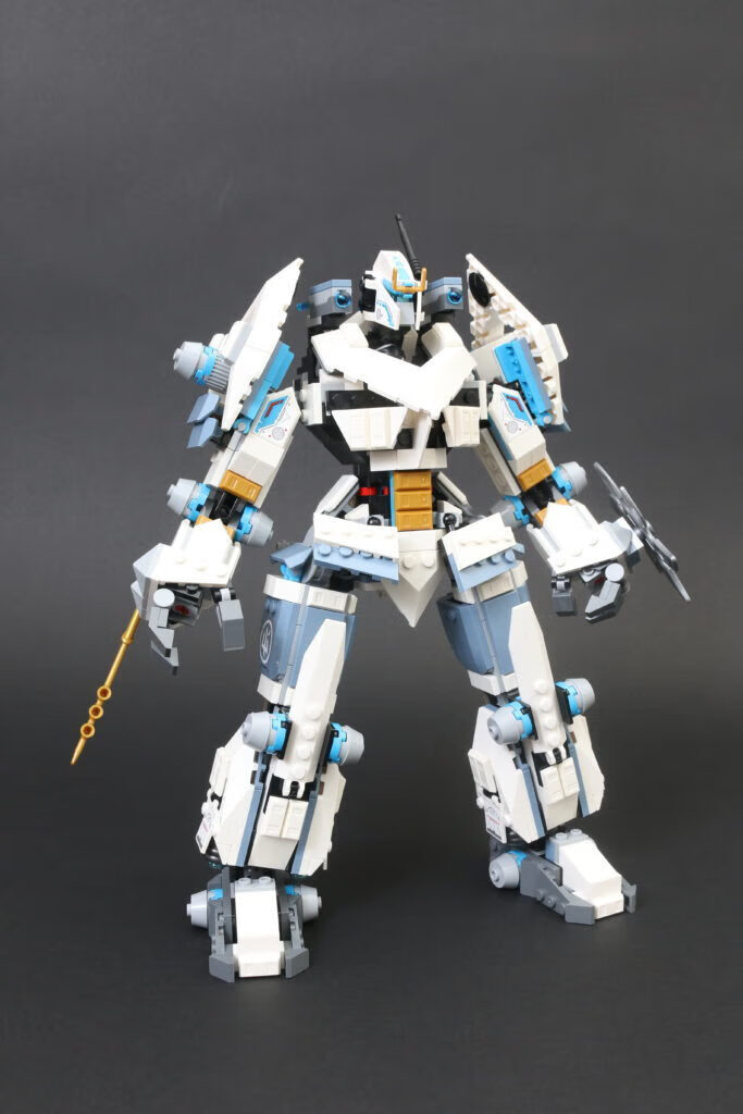 乐高幻影忍者劳埃德泰坦机器人积木载人机甲拼装玩具男孩生日礼物