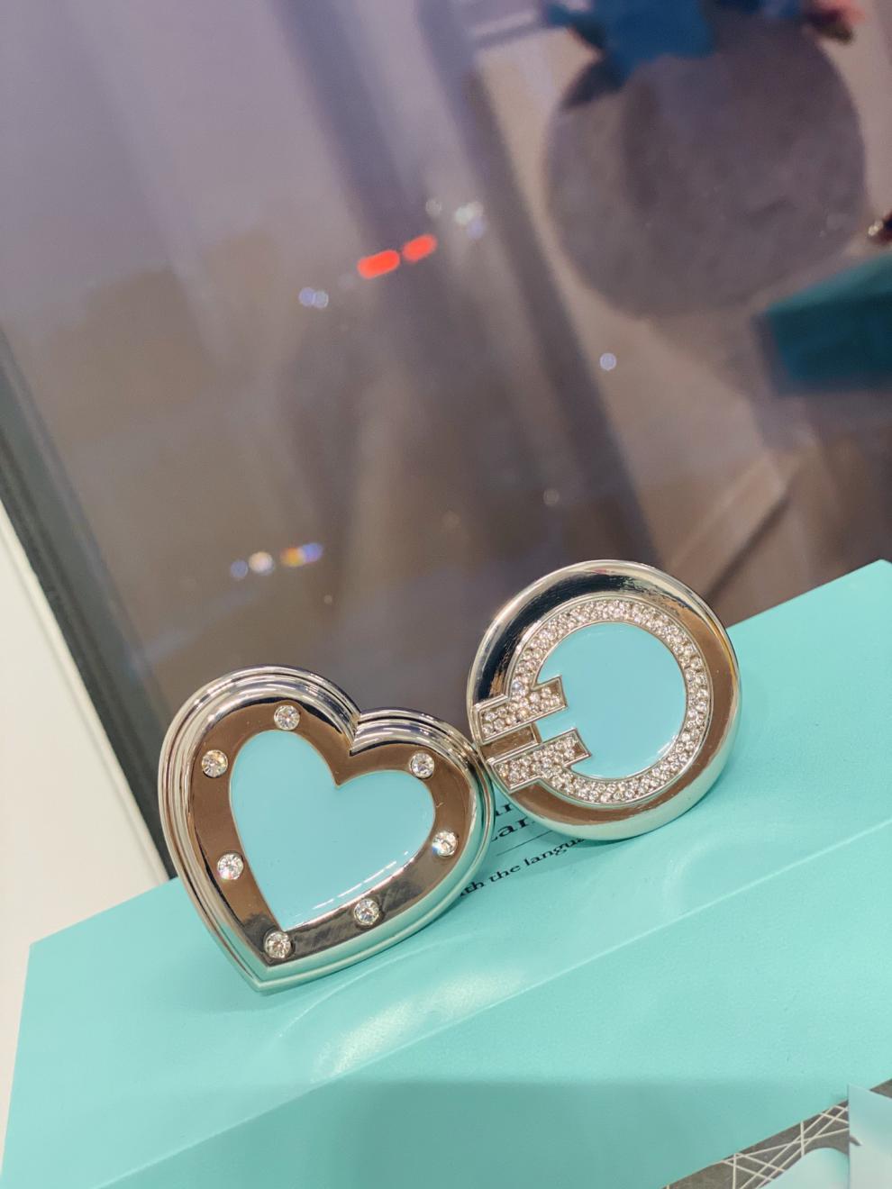 【新款】tiffany车载香薰 tiffany蒂芙尼车载香薰男孩女孩网红联名