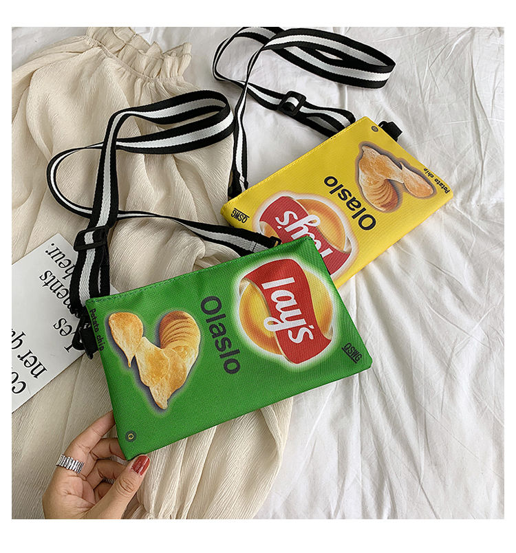 ins超火薯片包包女2019新款韩版休闲零食单肩小挎包少女斜挎帆布定制