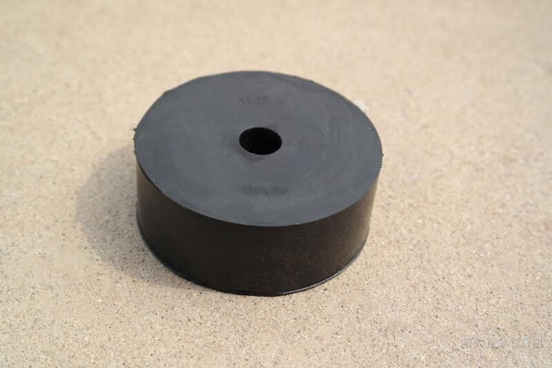 高弹橡胶减震垫缓冲块圆形黑色橡胶垫块工业设备机械减震电机风机防震